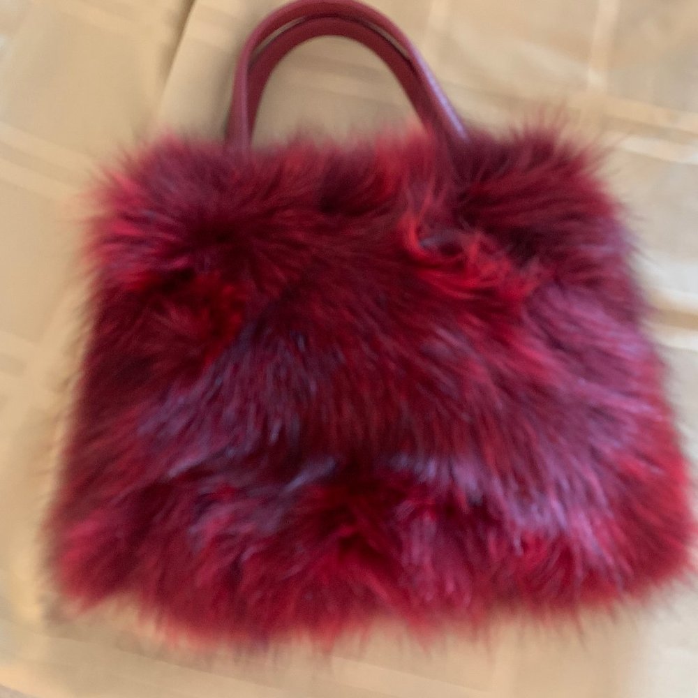 BURGUNDY FOX MAURIZIO TAIUTI BAG